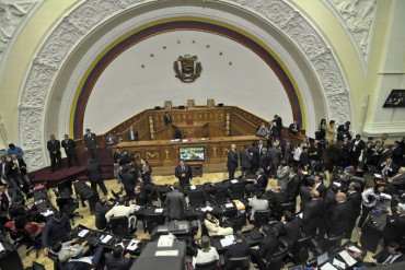 ¡GUERRA DE PODERES! Chavismo llama a desconocer leyes que apruebe la Asamblea Nacional