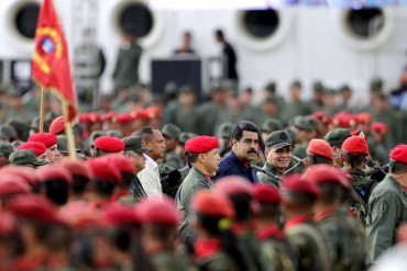 ¡SIN MORAL NI VERGUENZA! Maduro creó 10 batallones para su protección y la de sus allegados