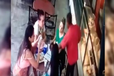 ¡YA NI TOMARSE UN CAFÉ…! Así robaron a clientes en panadería en Puerto Ordaz (+Video)