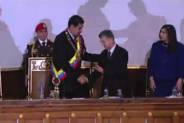 ¡AQUÍ LA TIENES! La imagen de Nicolás Maduro y Henry Ramos Allup que VTV no quiso mostrar