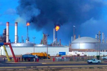 ¡EN MANOS DE INCAPACES! Refinería Cardón detuvo dos unidades de destilación por «fallas»