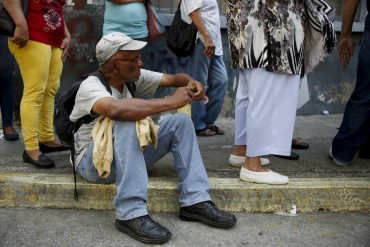 ¡EL COLAPSO ES INDETENIBLE! LVL: «Ya no basta devaluar, subir la gasolina y ajustar los precios»