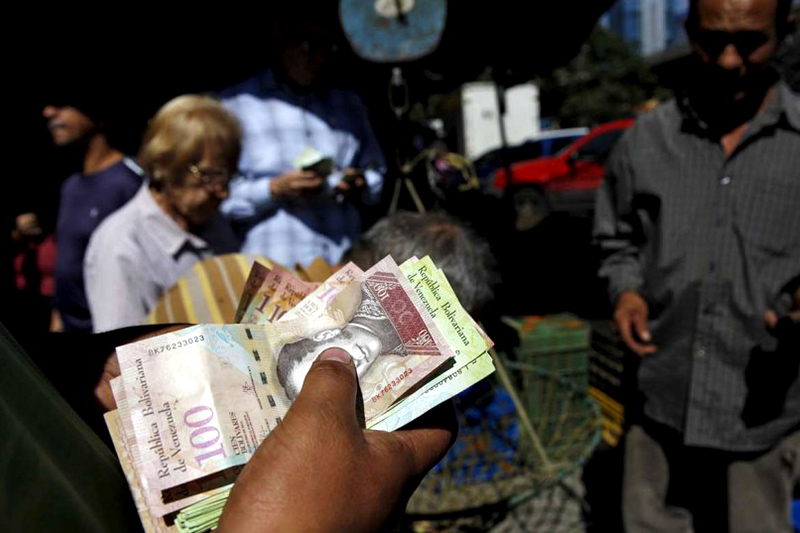 billete-100-economia-crisis-inflacion-devaluacion-reuters