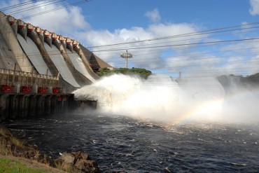 ¡ATENTOS! Exministro de Energía de Chávez: Quedan 20 días para nivel crítico de Guri