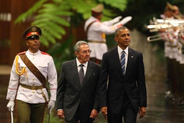 ¡AUCH! Según Raúl Castro «no hubo tiempo para hablar de Venezuela» en reunión con Obama