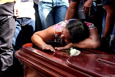 ¡INSÓLITO! Los descabellados precios de los servicios fúnebres en Venezuela (Se necesitan por lo menos 42 sueldos mínimo)