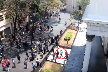 ¡AQUÍ LA PRUEBA! Video muestra actos vandálicos de colectivos a la AN con GNB observando TODO