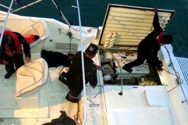 ¡GRAVE! Capturan 2 embarcaciones venezolanas con 545 kilos de cocaína en aguas internacionales