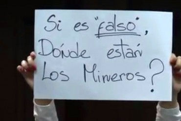 ¡CON LA VERDAD! Diputados de la MUD mostraron carteles sobre el caso de los mineros de Tumeremo