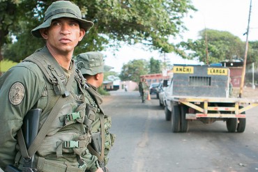 ¡DANTESCO! Reportan que 7 GNB fueron asesinados en una alcabala para quitarles las armas