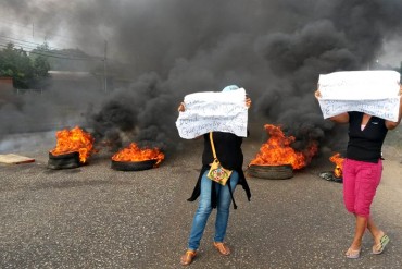 ¡NO SE LA CALAN MÁS! Vecinos de Maturín salen a las calles a «quemar caucho» por falta de agua