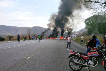 ¡SE AGOTA LA PACIENCIA! Reportan fuertes protestas por comida en varias partes del país (+Fotos)