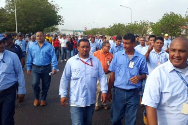 ¡NO SE LA CALAN! Trabajadores de Corpoelec toman las calles: Ganan menos del sueldo mínimo