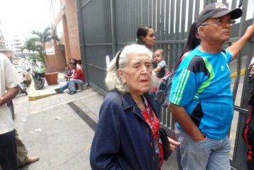 ¡DESGARRADOR! Abuela de 82 años: “Sé que hoy no me toca, pero no tengo nada de comida»