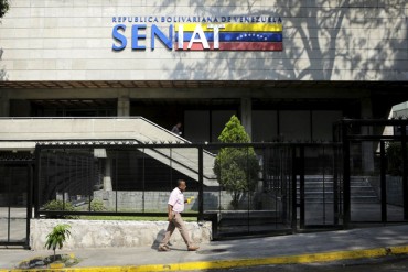 ¡SE PARALIZA EL PAÍS! Rodaron las bolas de paja en oficinas públicas este viernes