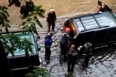 ¿LA CULPA ES DE “LA NIÑA? Las fotos más impactantes del CAOS que causó la lluvia en Caracas