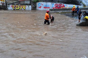 ¡Y APENAS COMIENZA! Fuertes lluvias dejan damnificados, inundaciones y zonas en riesgo