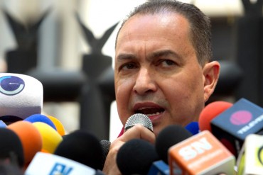 ¡ASÍ LO DIJO! Diálogo en República Dominicana será “un viaje más” según Richard Blanco