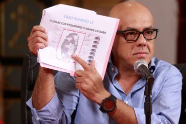 ¡HABLÓ EL «RECTOR»! Jorge Rodríguez: El 40% de las firmas para el revocatorio «son chimbas»