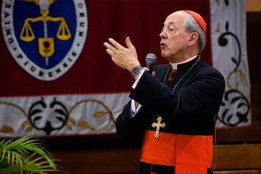 ¡EL RÉGIMEN EN EVIDENCIA! Cardenal peruano alerta: «En Venezuela hay una dictadura»