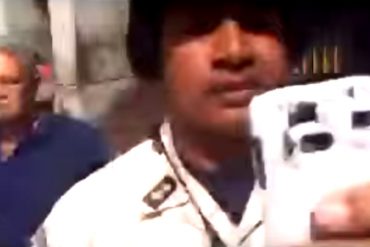 ¡DESATADOS! PNB llama “guarimbero” y fotografía a persona que grababa marcha al CNE (+Video)