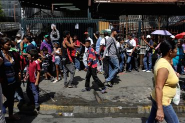 ¡LOGROS DE LA REVOLUCIÓN! Uno de cada 4 niños abandona la escuela por falta de comida