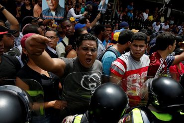 ¡LE TEMEN AL PUEBLO! TSJ prohíbe manifestaciones en los alrededores del CNE (+Documento)