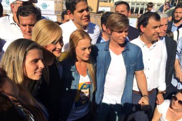 ¡TODO POR EL PAÍS! Carlos Baute participó en recolección de insumos médicos en Madrid