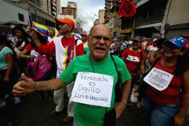 ¡PARA COPIAR A LA MUD! Arreaza anuncia marcha oficialista este jueves “contra el injerencismo”