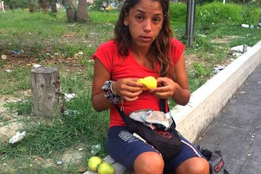 ¡CONMOVEDOR! La historia de una joven venezolana que sobrevive «a punta de mangos»