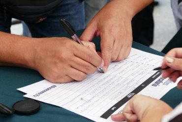 ¡ENTÉRATE! Empleados públicos amenazados explicaron el temor que les llevó a sacar sus firmas