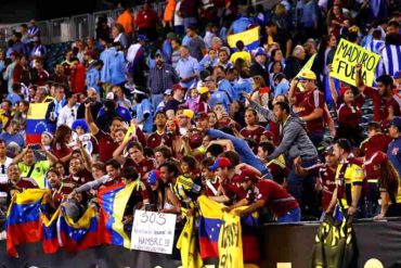 ¡IMPERDIBLES! 5 mensajes matadores que se leyeron en las pancartas del juego de la Vinotinto