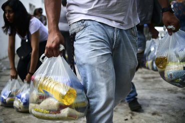 ¡AQUÍ ESTÁ! Te mostramos lo que trae la bolsa de comida del CLAP (no llegan ni a un ¼ de mercado)