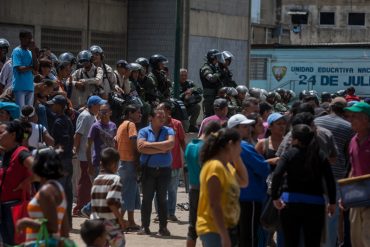 ¡EL COLMO! GNB tirotea a hombre por no querer salirse de una cola por pañales