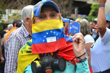 ¡ESCUCHA BIEN, NICOLÁS! Venezolanos “no tienen que pedir permiso” para ir a Miraflores