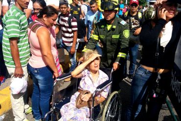 ¡DANDO EL EJEMPLO! La policía de Colombia se luce de nuevo: Así atendieron a 50 desmayados