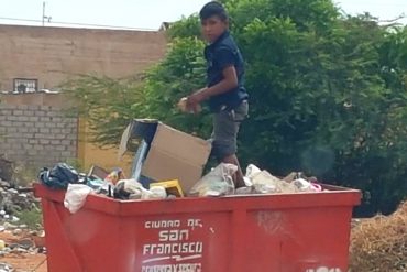 ¿HASTA CUÁNDO LA INDOLENCIA? Niños buscan comida entre la basura en Zulia (+Fotos)