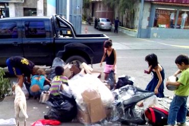 ¡INDIGNANTE! Las fotos de niños buscando comida en la basura que NO verás en VTV