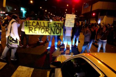 ¡LA GENTE SE CANSÓ! Protestaron en supermercado de Chacao por negativa de venderles arroz