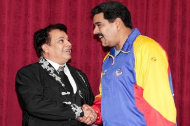 ¡TE LO MOSTRAMOS! Así fue como Juan Gabriel le dedicó «Las Mañanitas» a Maduro (+Video)