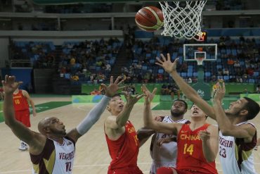 ¡GRANDE VINOTINTO! Venezuela derrotó a China y logró su primer triunfo en el baloncesto olímpico