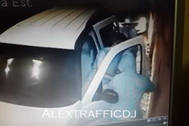 ¡INCREÍBLE! Le robaron la camioneta y se frenaron porque les faltó llevarse el reloj (+Video)