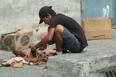 ¡LA PEOR CARA DEL HAMBRE! En Quinta Crespo descuartizan perros callejeros para comer