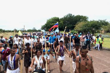 ¡LA META ES CARACAS! Indígenas cambian de ruta después de que GNB y Sebin les impidieran el paso