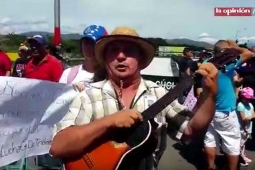 ¡MUEVE EL ALMA! Este venezolano cruzó la frontera entonando nuestra música llanera (+Video)