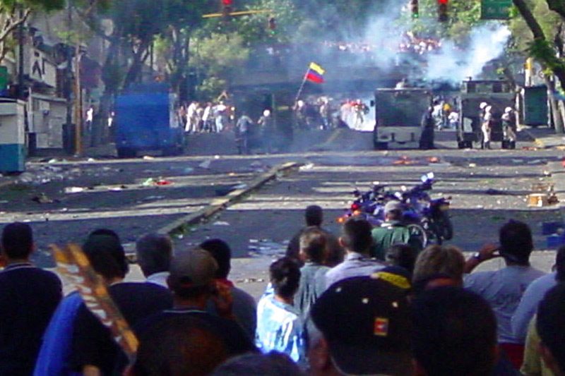 Puente Llaguno 11 de abril