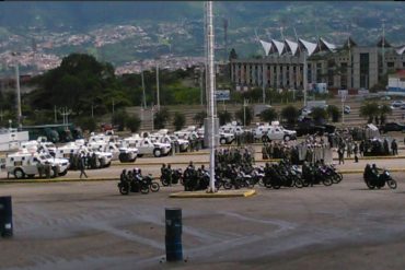 ¡TIENEN MIEDO! Reportan fuerte presencia militar en la Plaza de Toros de San Cristóbal