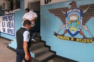 ¿ALÓ, IRIS? Reos mantienen secuestrados a policías y familiares en calabozos de Politáchira