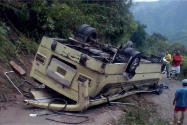 ¡ÚLTIMA HORA! 23 heridos tras volcarse un autobús en Lagunetica