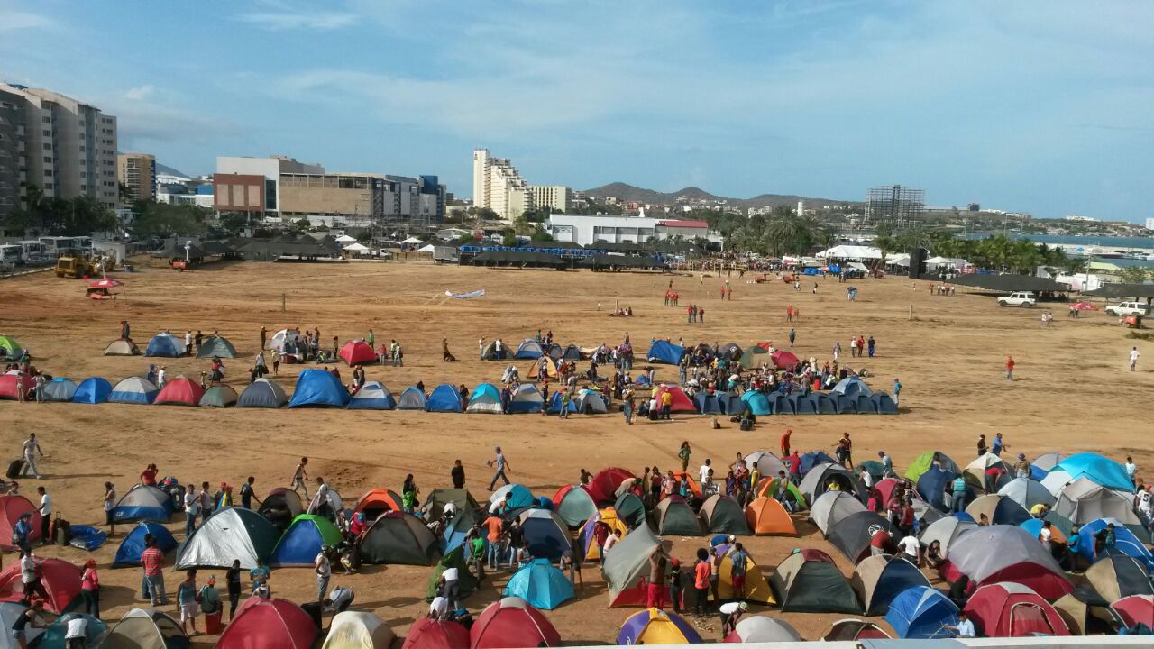 chavistas-carpas-margarita